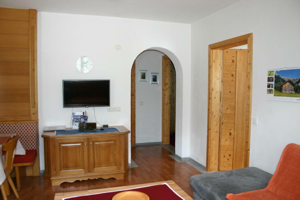 Ferienwohnung Christina Gundolf Wenns Esterno foto